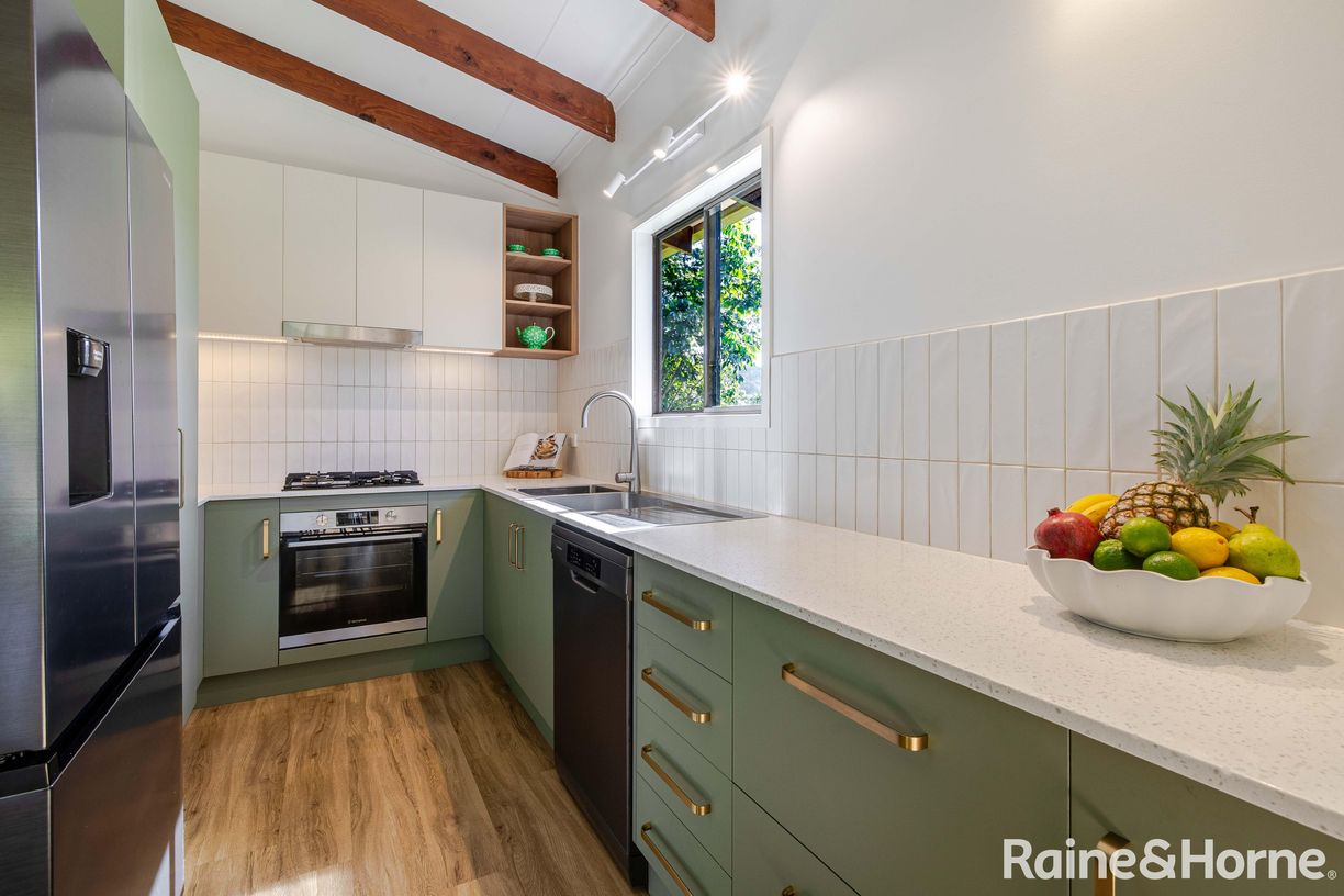 445 Miallo Bamboo Creek Road — photo 4 of 27