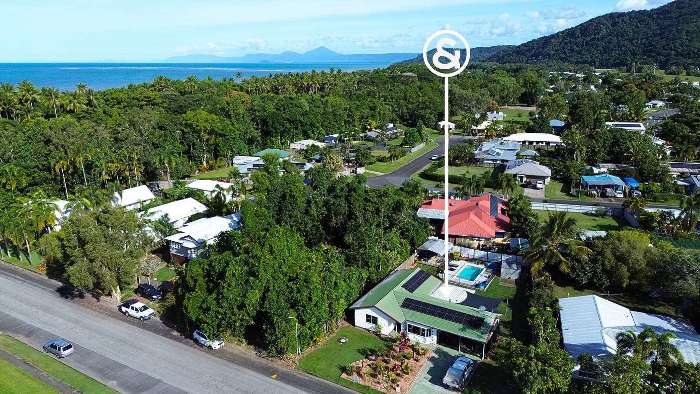 12 Giblin Street — photo from Raine & Horne Port Douglas | Mossman