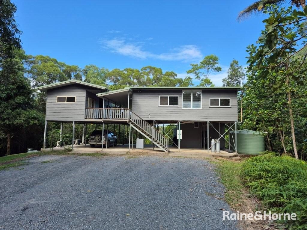 103 Ronald Road — photo from Raine & Horne Port Douglas | Mossman
