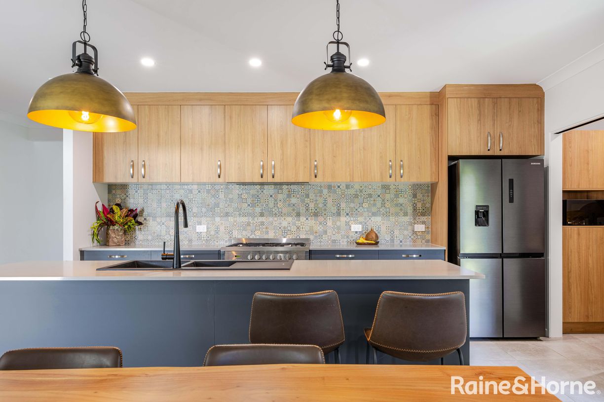 13 Bowman Close — photo 5 of 29
