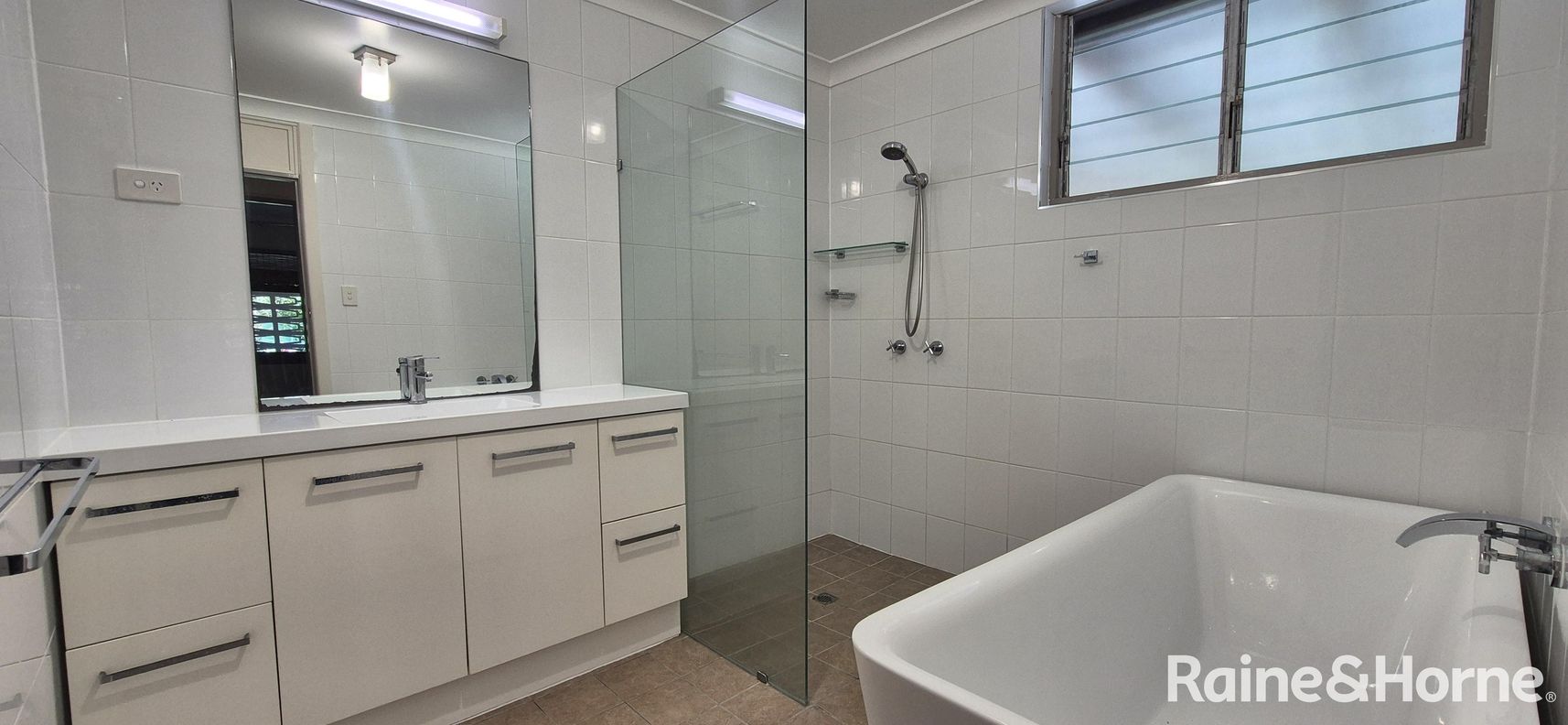 13-15 Osborne Street — photo 10 of 23