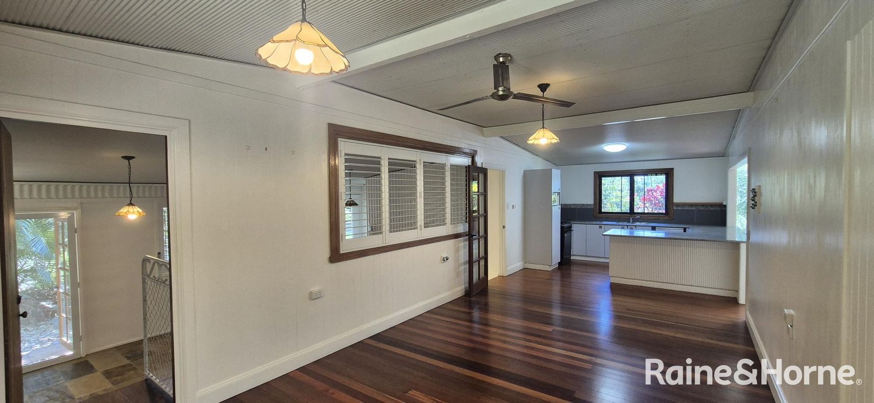 2069 Mossman-Daintree Road — photo 4 of 26