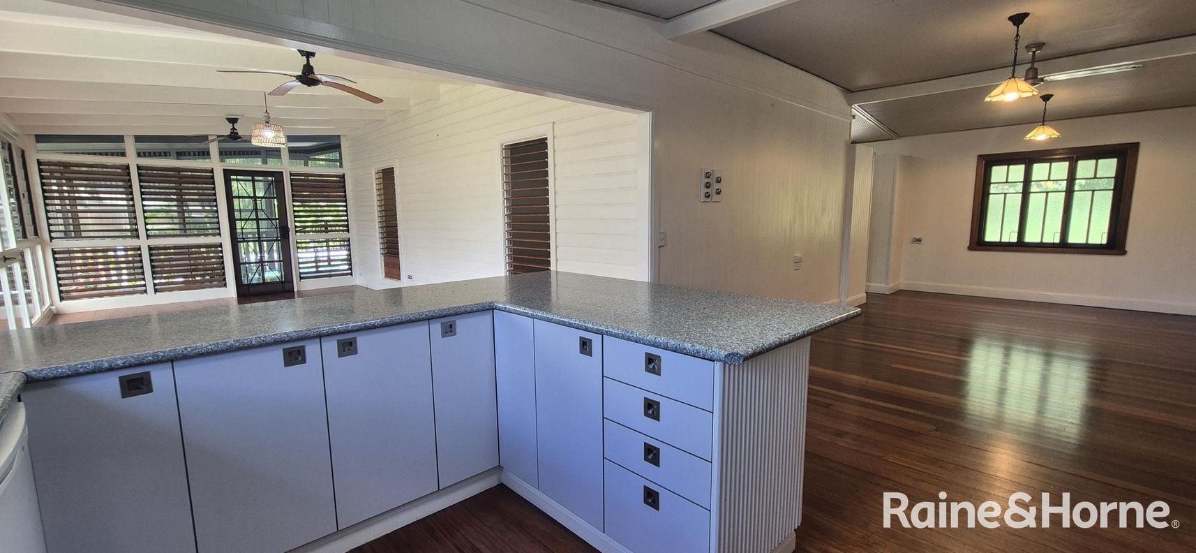 2069 Mossman-Daintree Road — photo 5 of 26