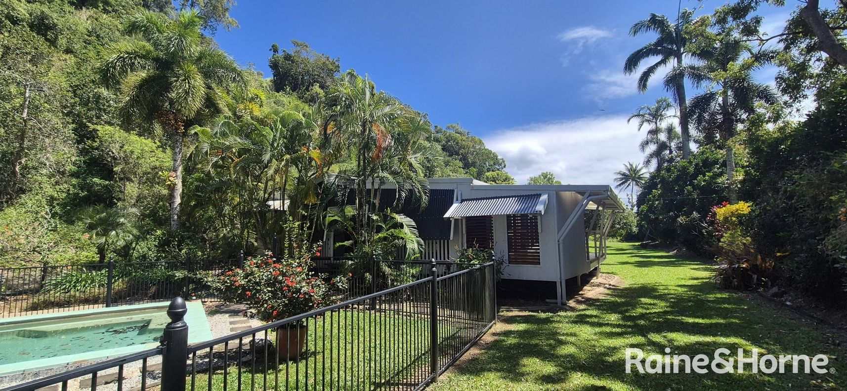 2069 Mossman-Daintree Road — photo from Raine & Horne Port Douglas | Mossman