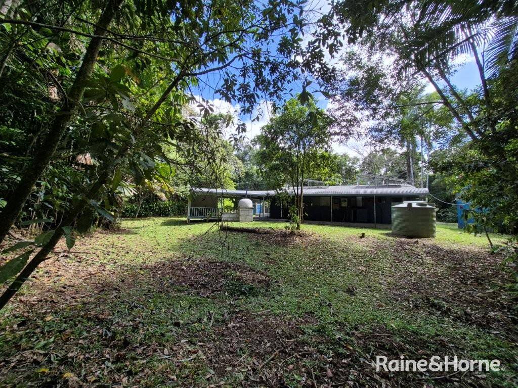 48 Fig Tree Road — photo 3 of 30