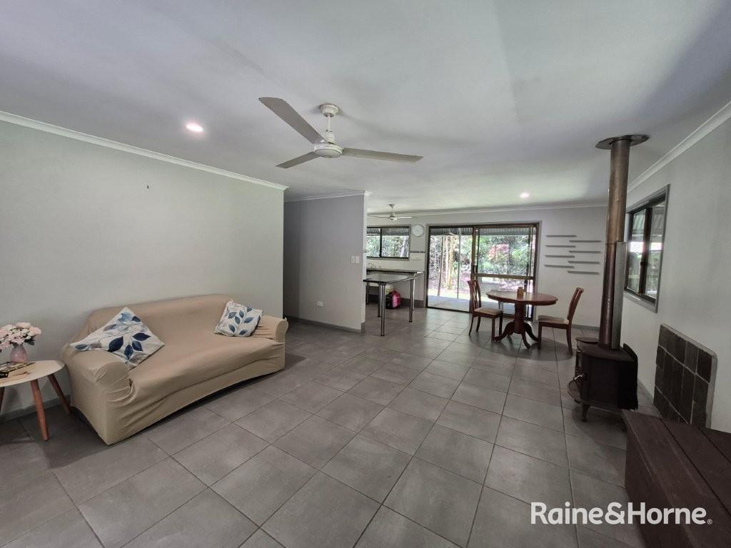 48 Fig Tree Road — photo 7 of 30