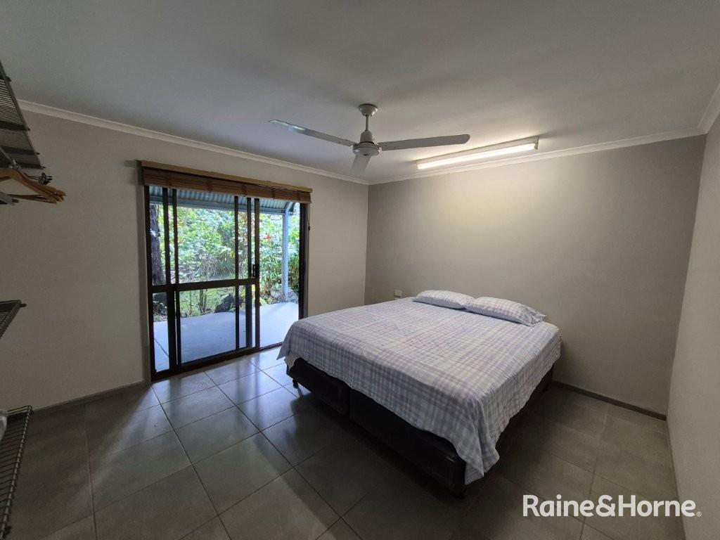 48 Fig Tree Road — photo 12 of 30