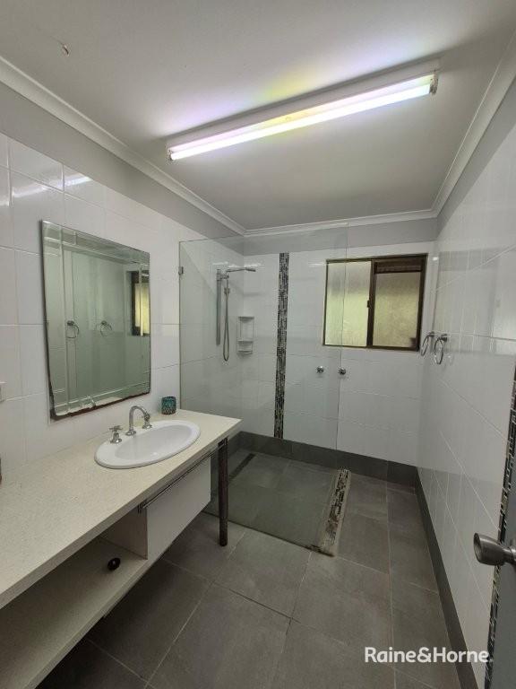 48 Fig Tree Road — photo 14 of 30