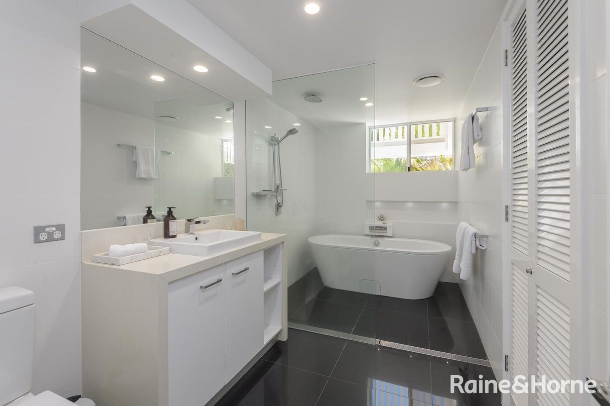 2/21-41 Bougainvillea Way (MIRAGE VILLA 115) — photo 15 of 30