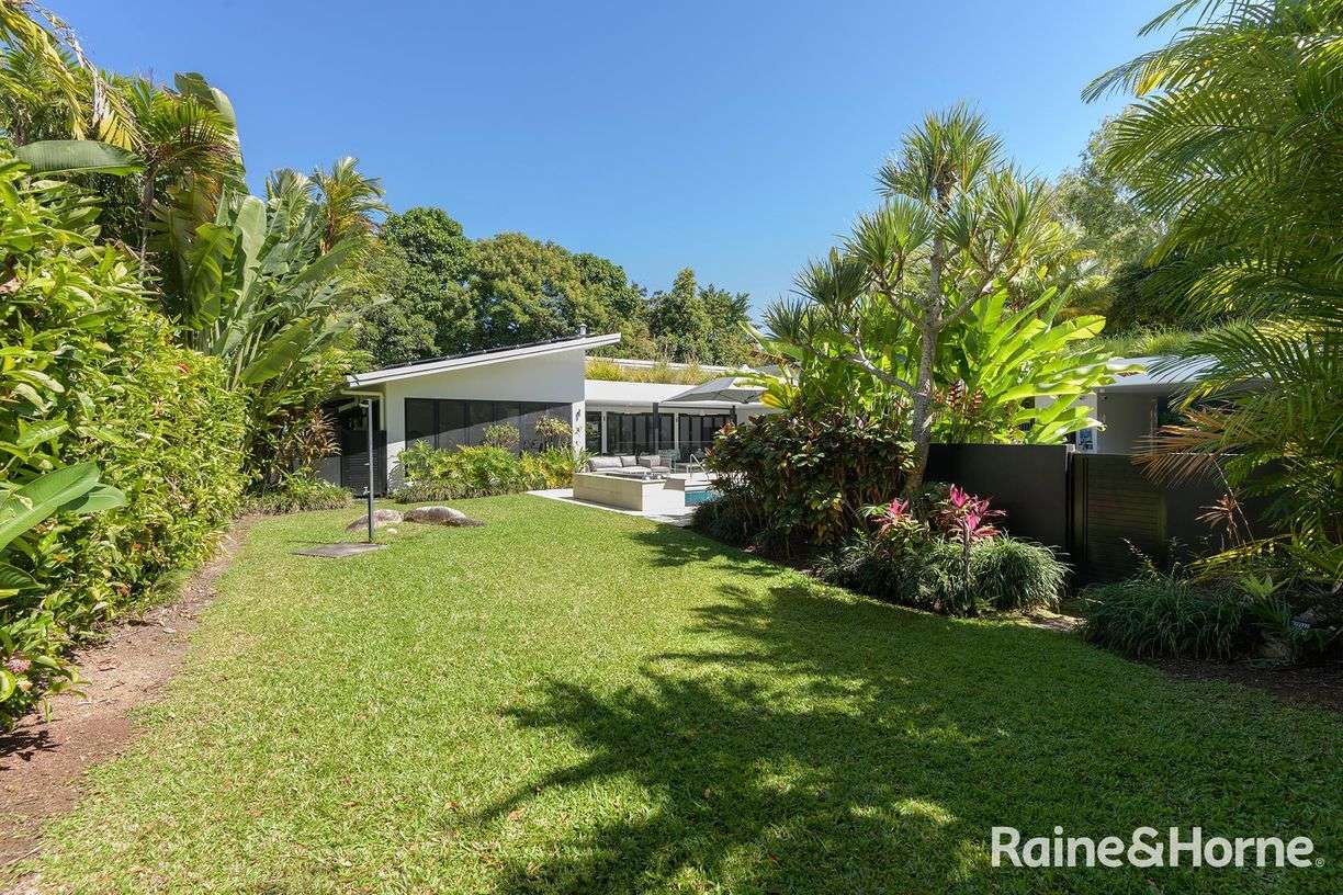 41 Beachfront Mirage Drive — photo 4 of 27