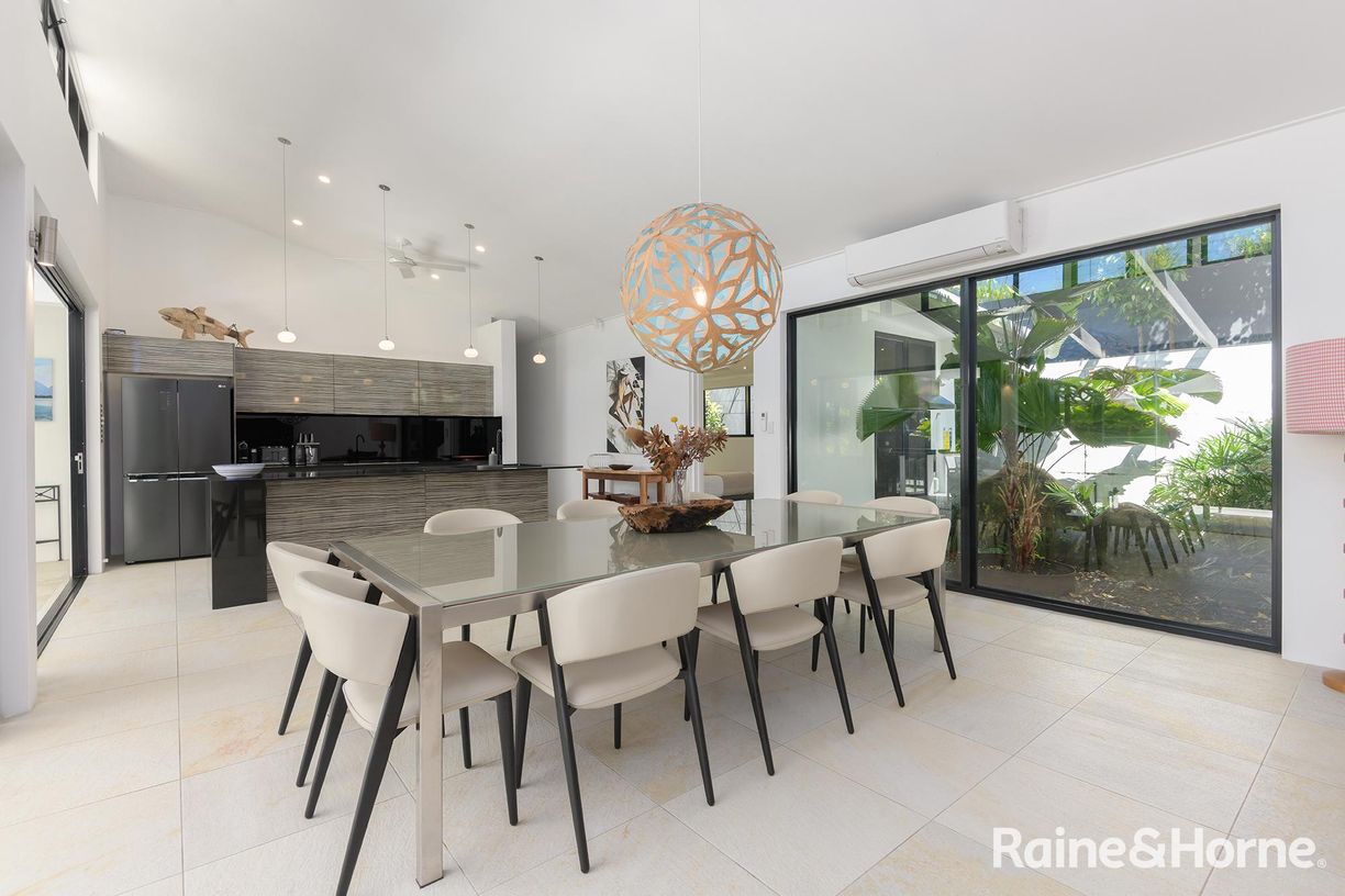 41 Beachfront Mirage Drive — photo 10 of 27