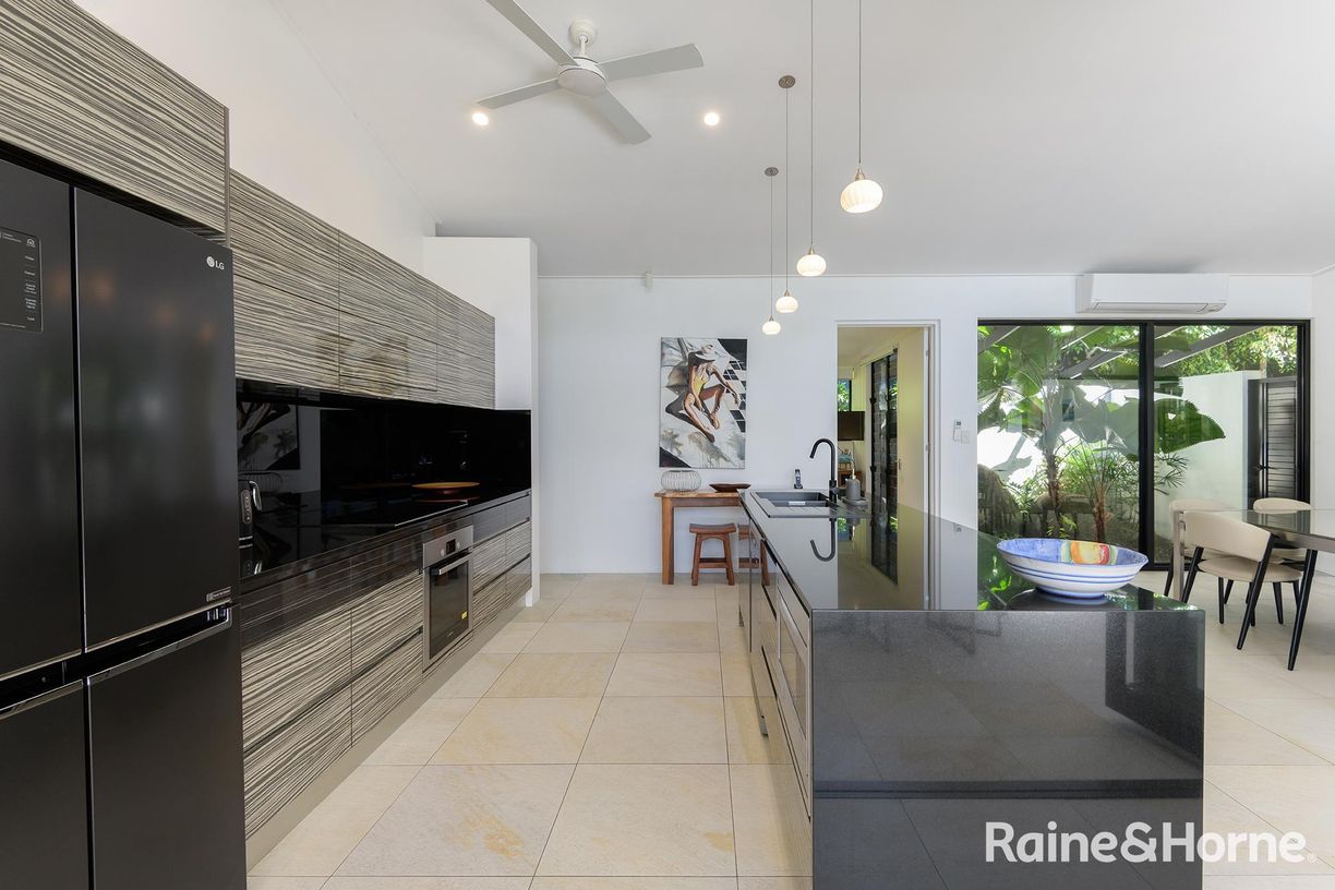 41 Beachfront Mirage Drive — photo 13 of 27