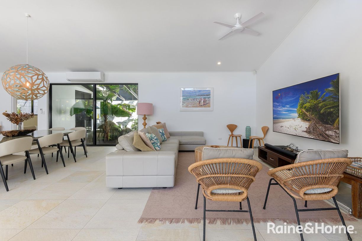 41 Beachfront Mirage Drive — photo 15 of 27