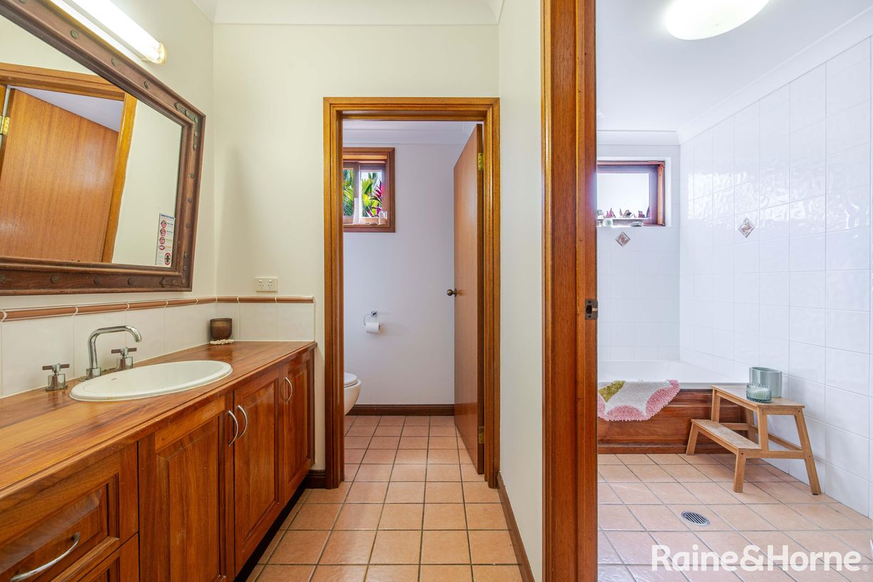 43 Coulthard Close — photo 14 of 18
