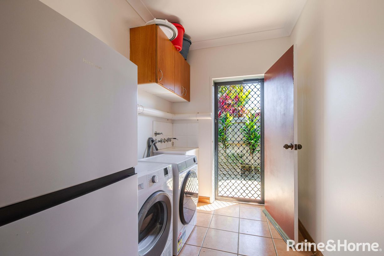 43 Coulthard Close — photo 16 of 18