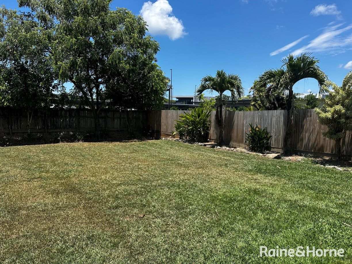 40 Riflebird Crescent — photo 18 of 23