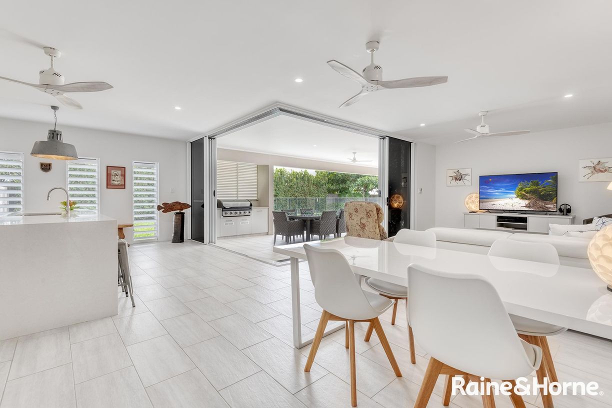 65 Cooya Beach Road — photo 4 of 21