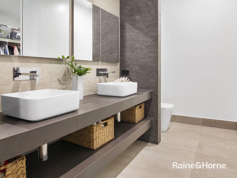 36 Sorrento Crescent — photo 19 of 30