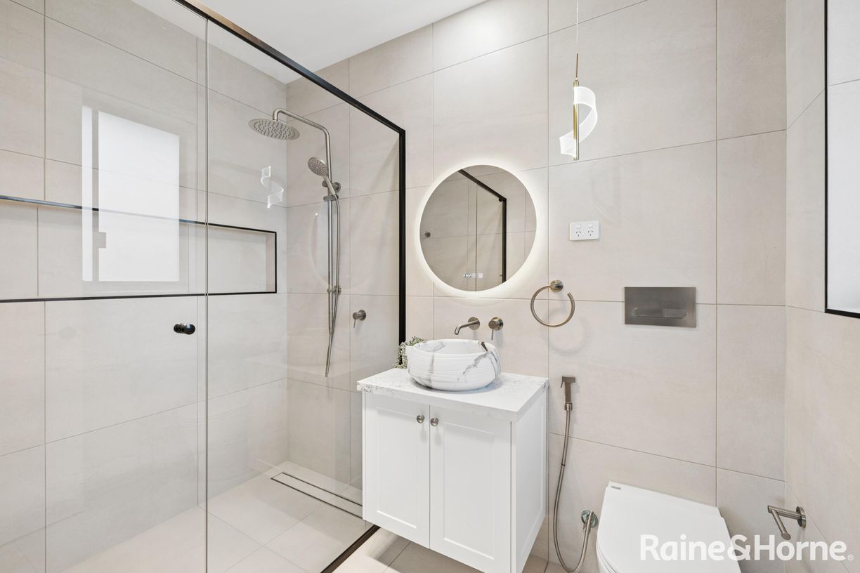 13 Parkside Avenue (Rouse Hill Heights) — photo 13 of 24