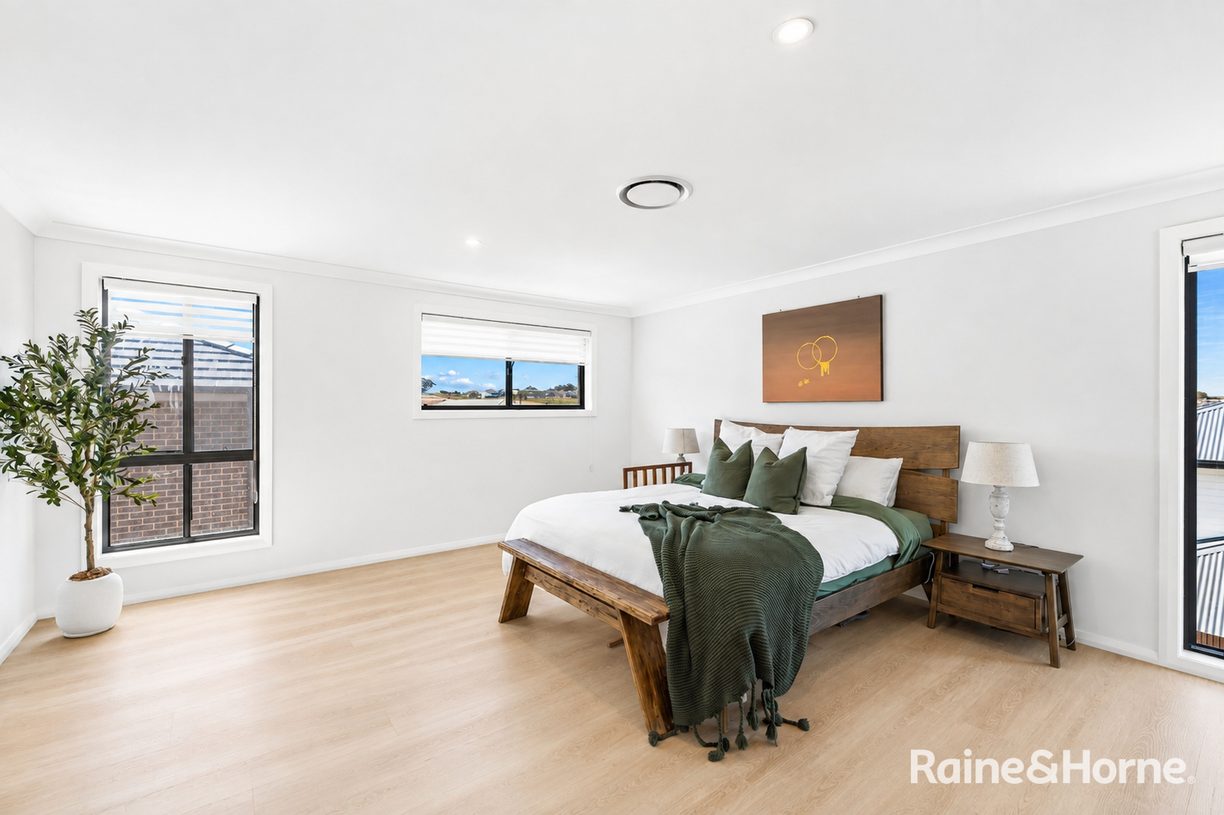 23 Camargue Street — photo 7 of 22