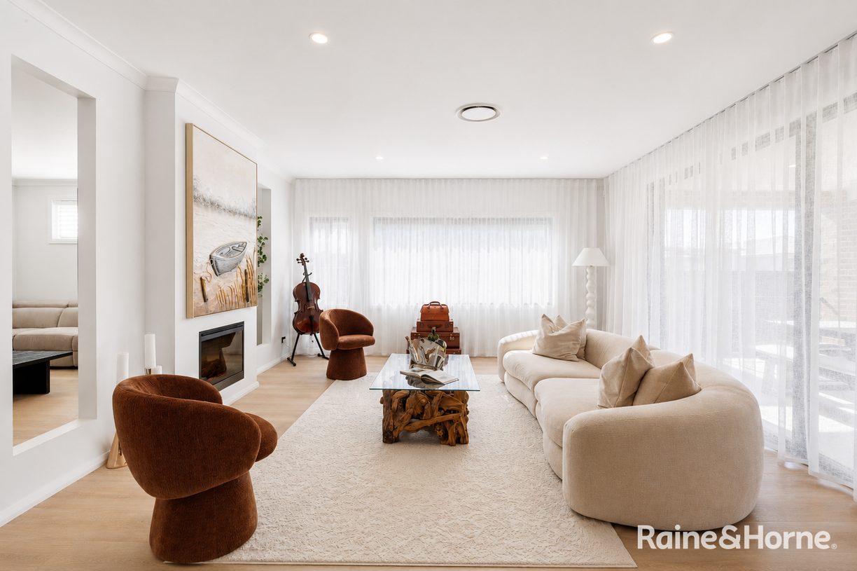 23 Camargue Street — photo 2 of 22