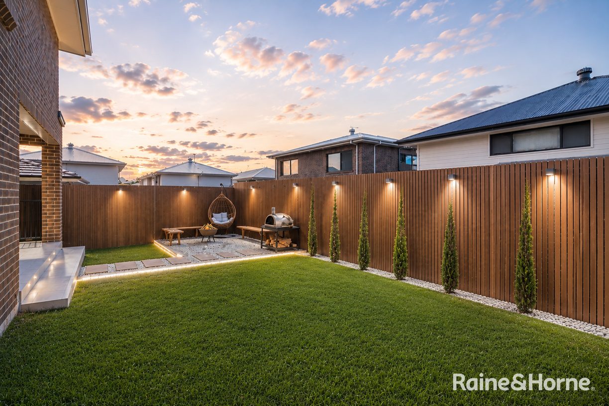 23 Camargue Street — photo 17 of 22