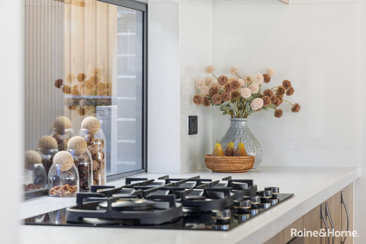 23 Camargue Street — photo 20 of 22