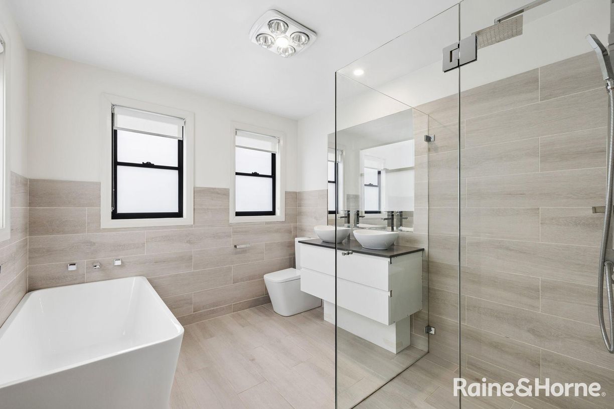 2 Bellerive Avenue — photo 10 of 22