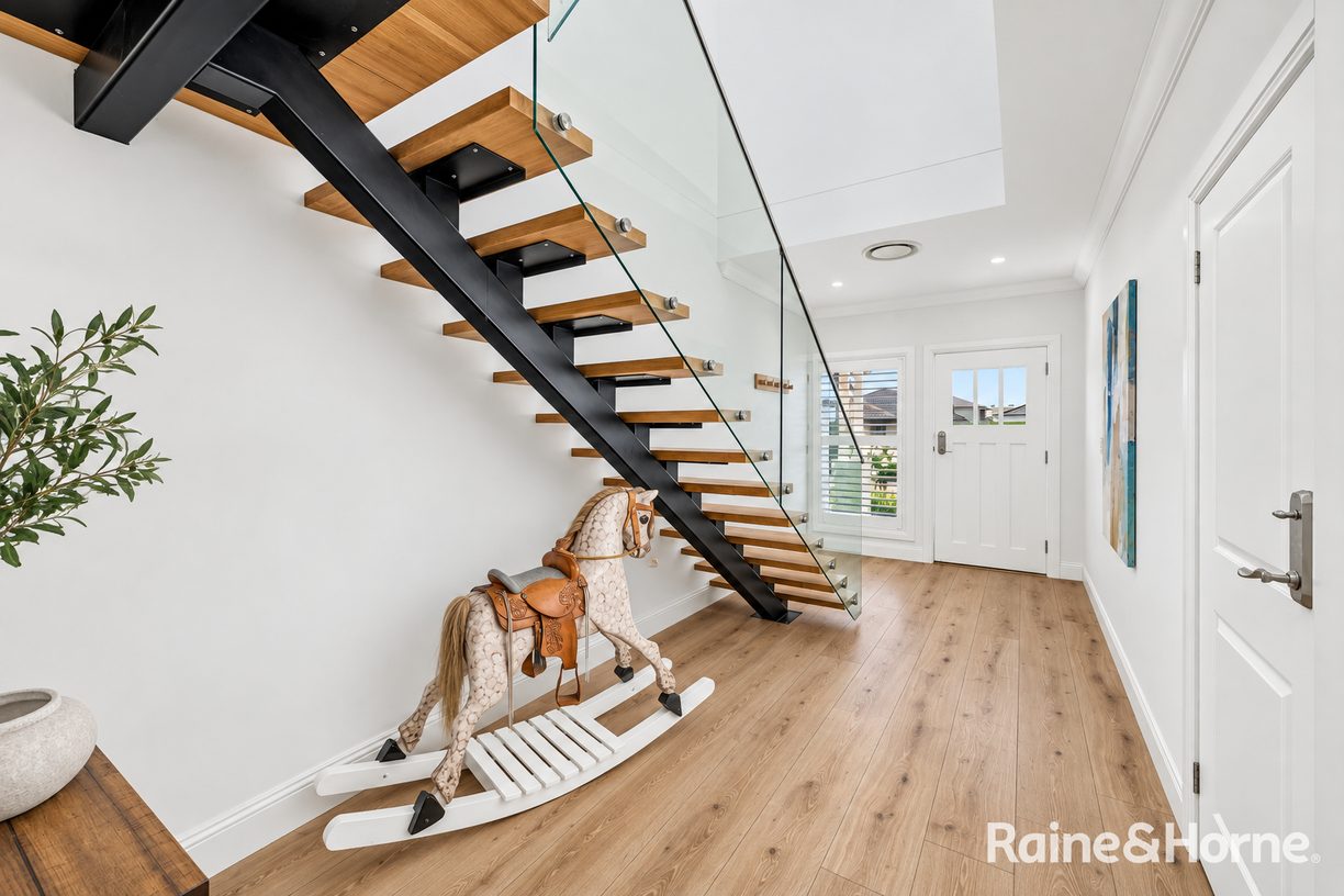 16 Camarero Street — photo 11 of 18