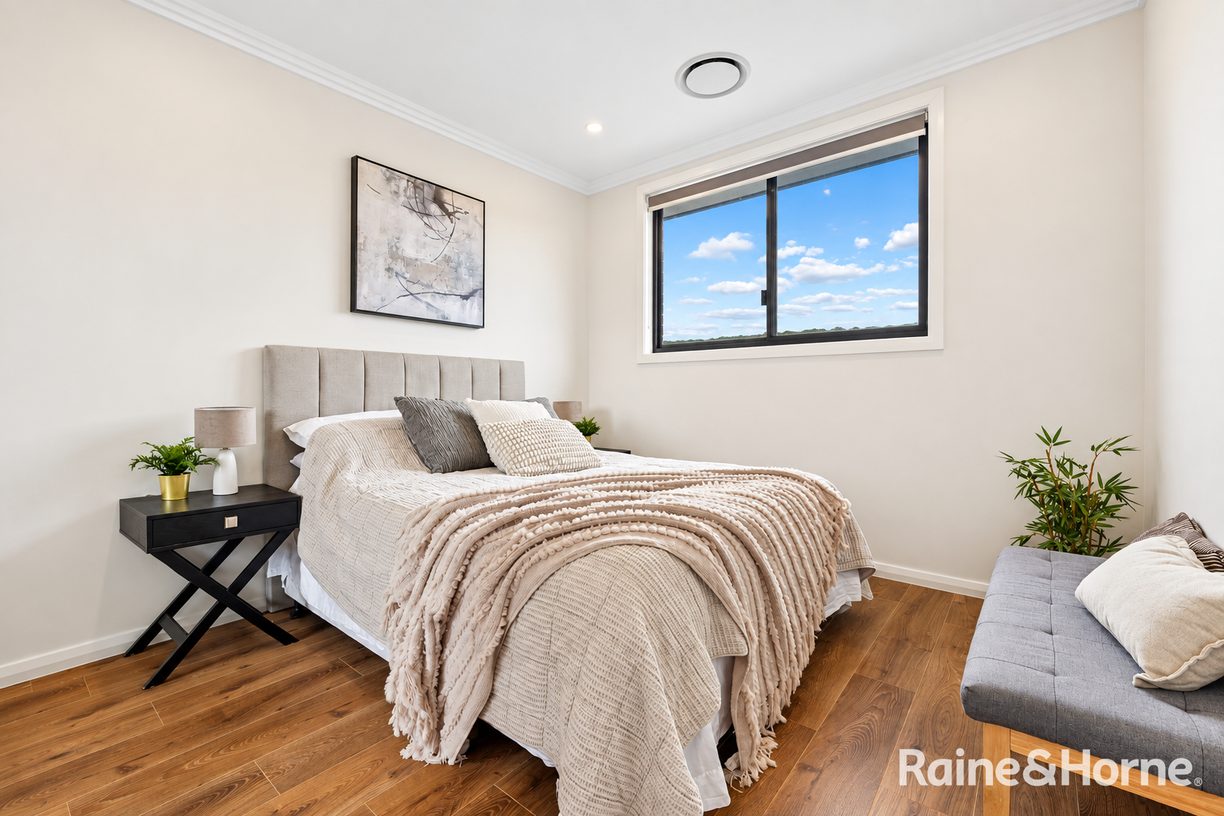 26 Flower Street — photo 17 of 21