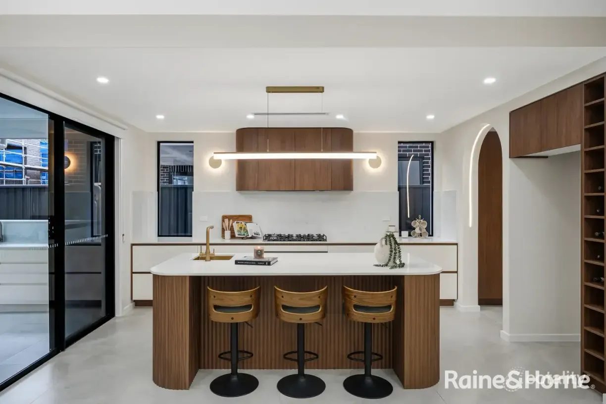13 Tipperary Street — photo 3 of 16