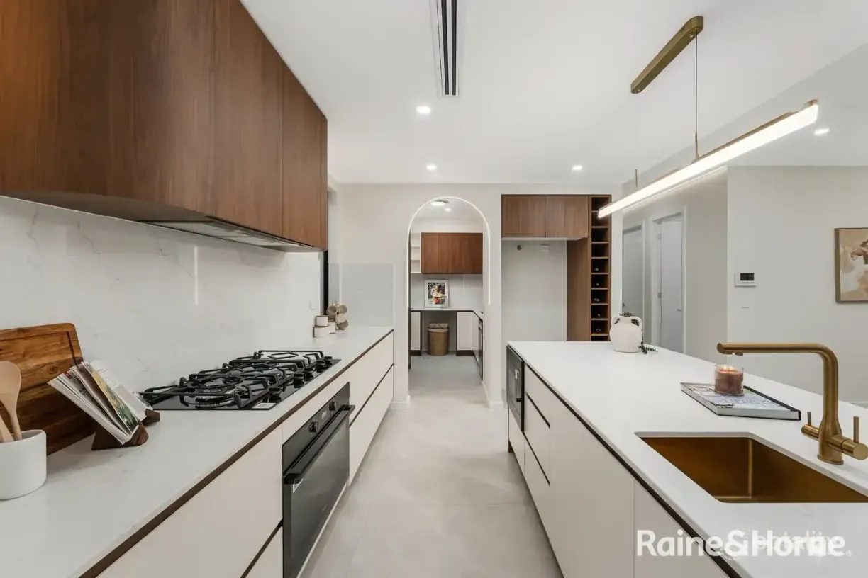 13 Tipperary Street — photo 11 of 16
