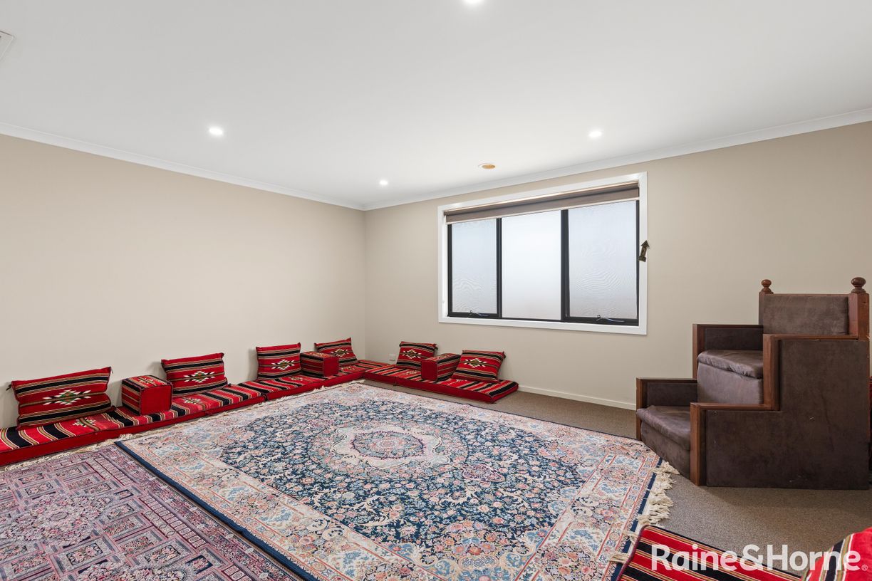 2 Upthorpe Way — photo 4 of 23
