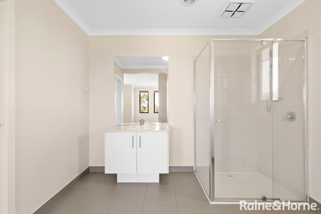 2 Upthorpe Way — photo 15 of 23