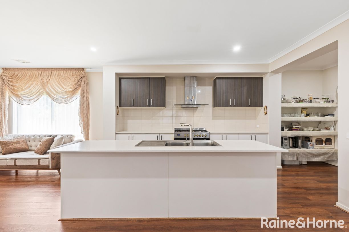 2 Upthorpe Way — photo 7 of 23