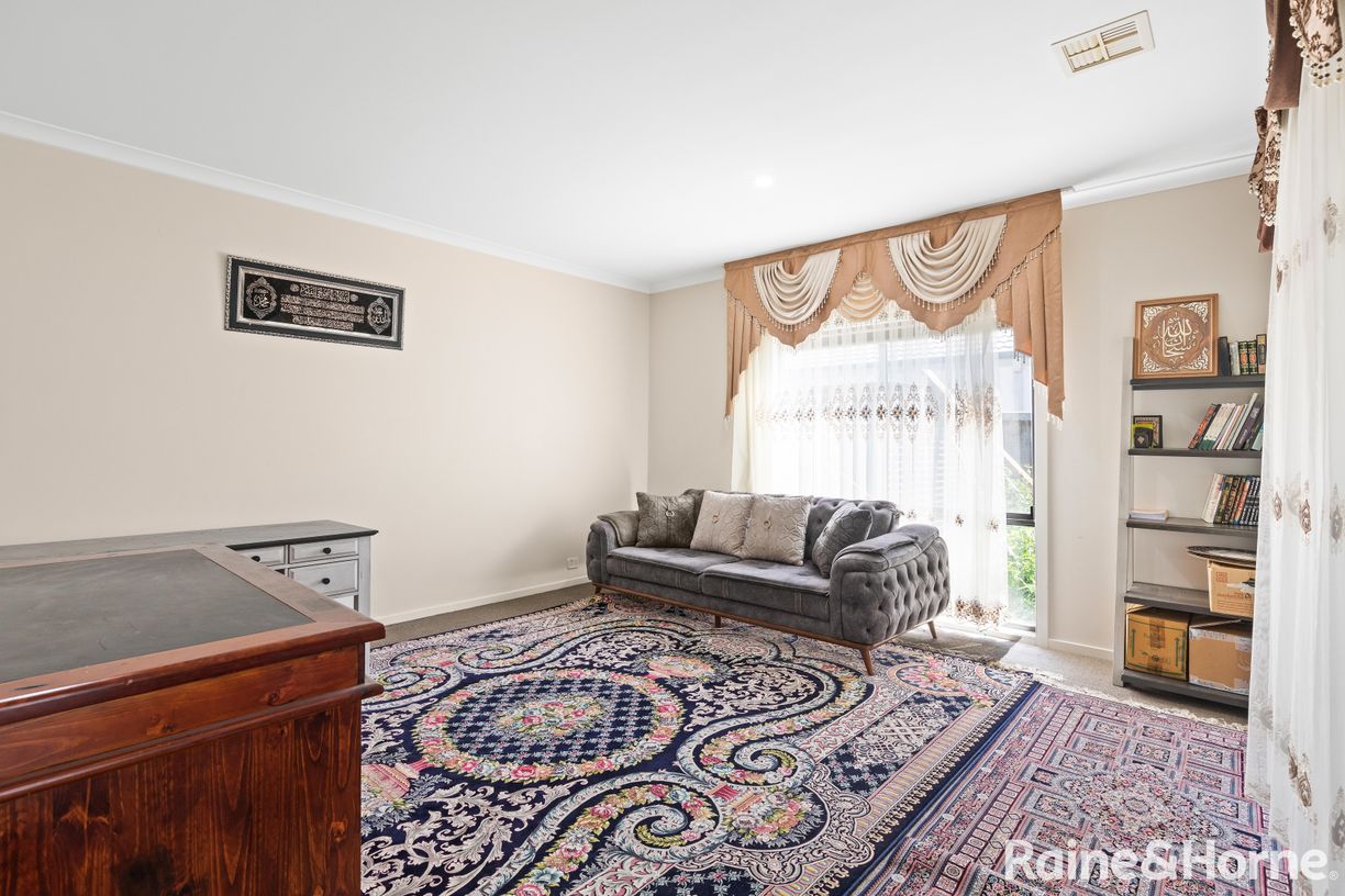 2 Upthorpe Way — photo 19 of 23