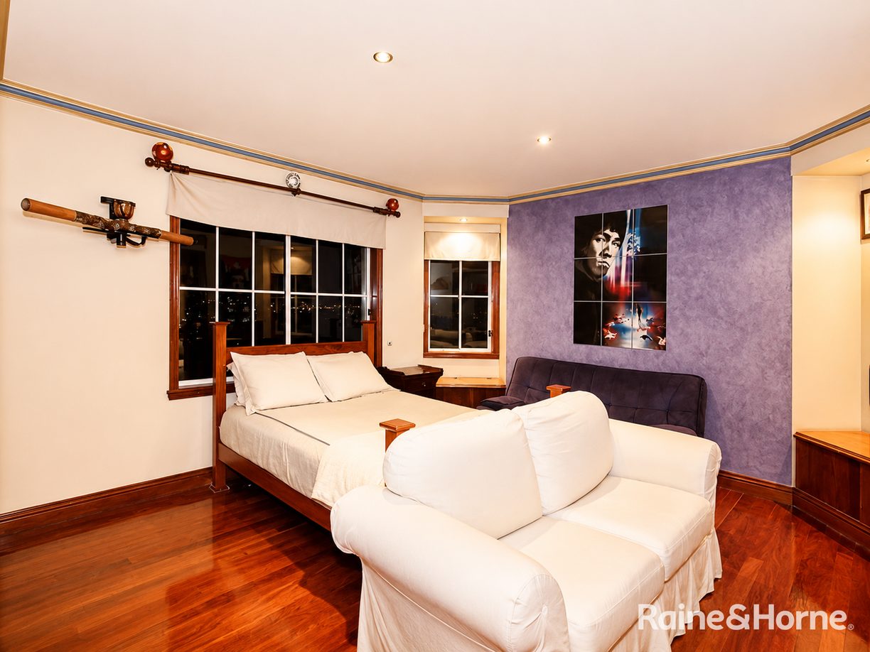 44 Ravenhill Boulevard — photo 17 of 19