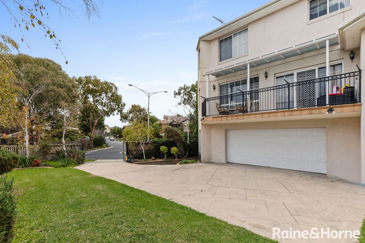 44 Ravenhill Boulevard — photo 19 of 19