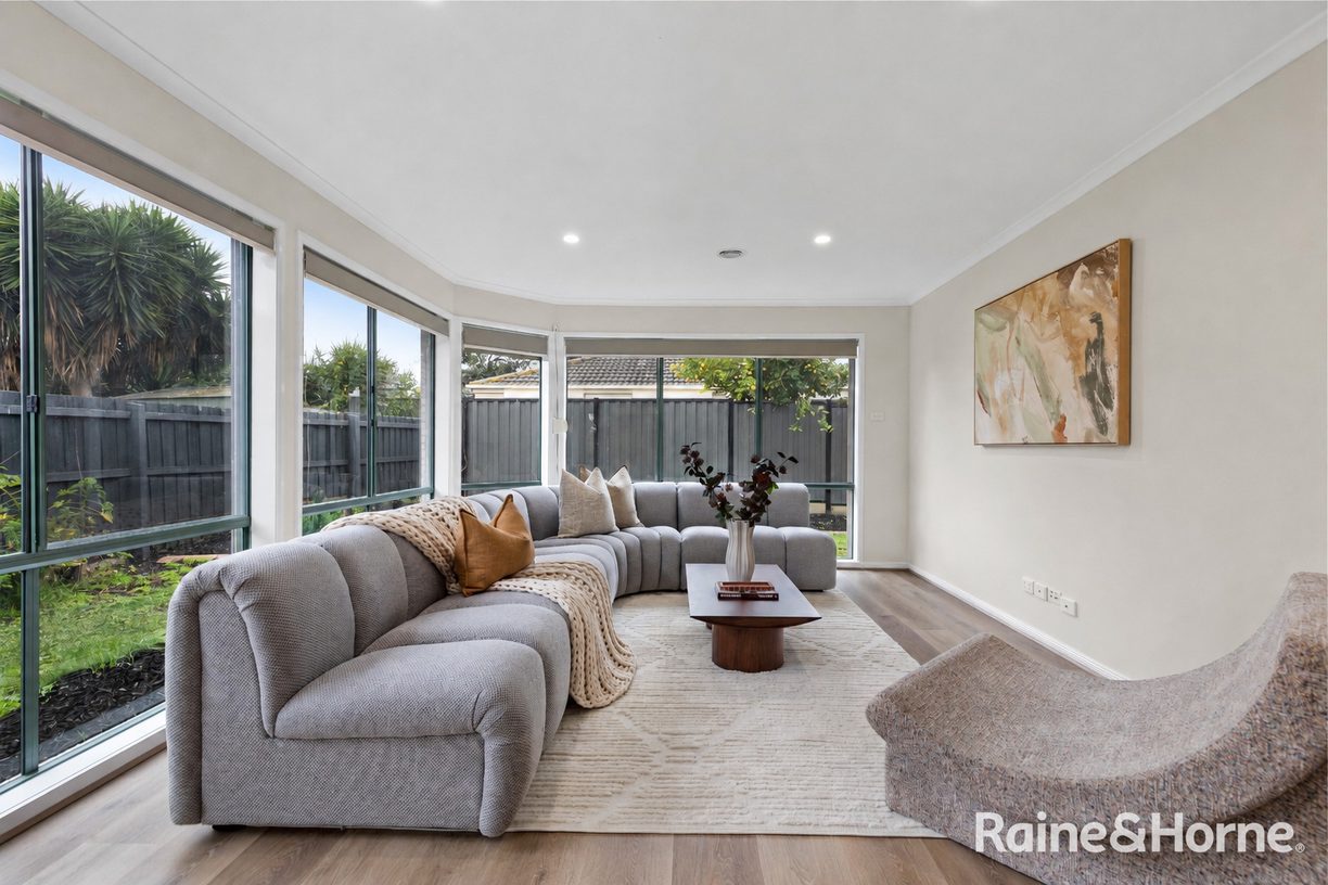9 Mensa Court — photo 3 of 16