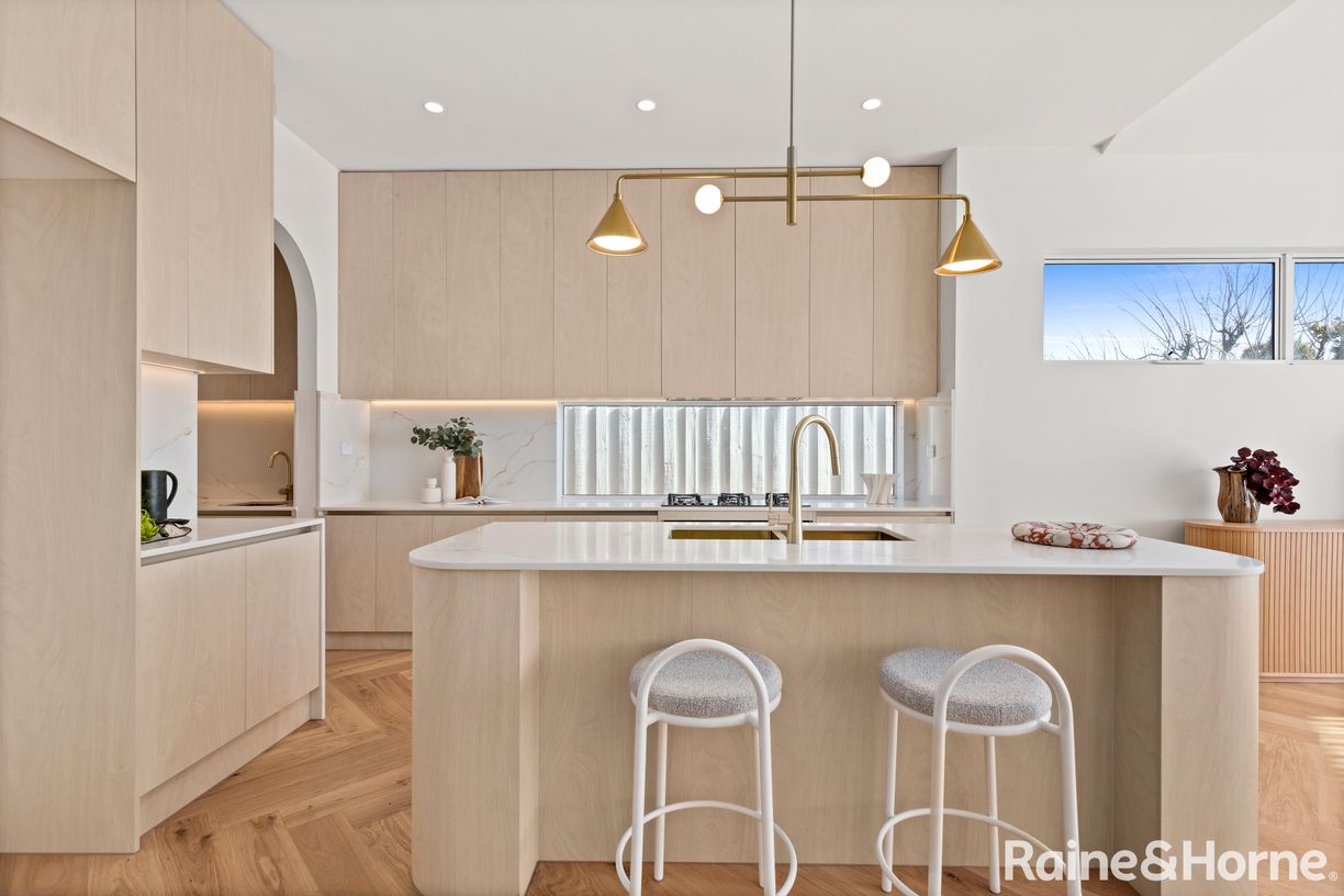 54A Sutherland Street — photo 3 of 18