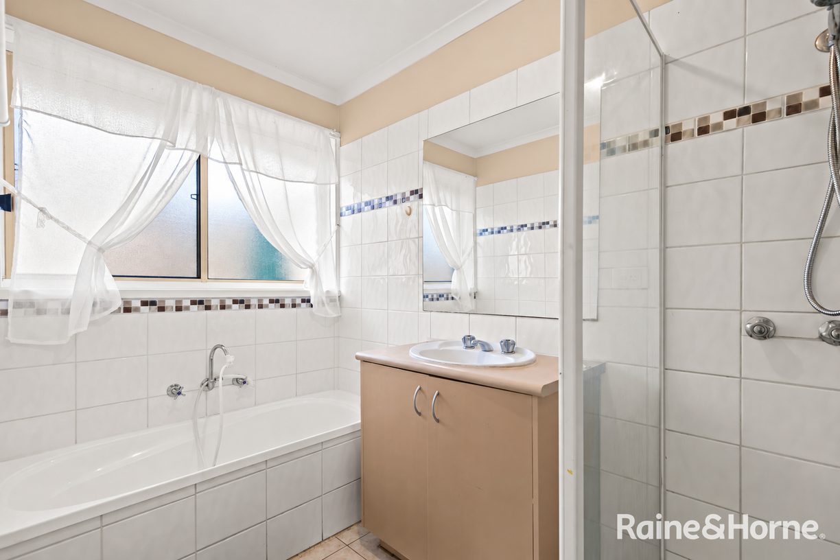 20 Pinnock Avenue — photo 10 of 12
