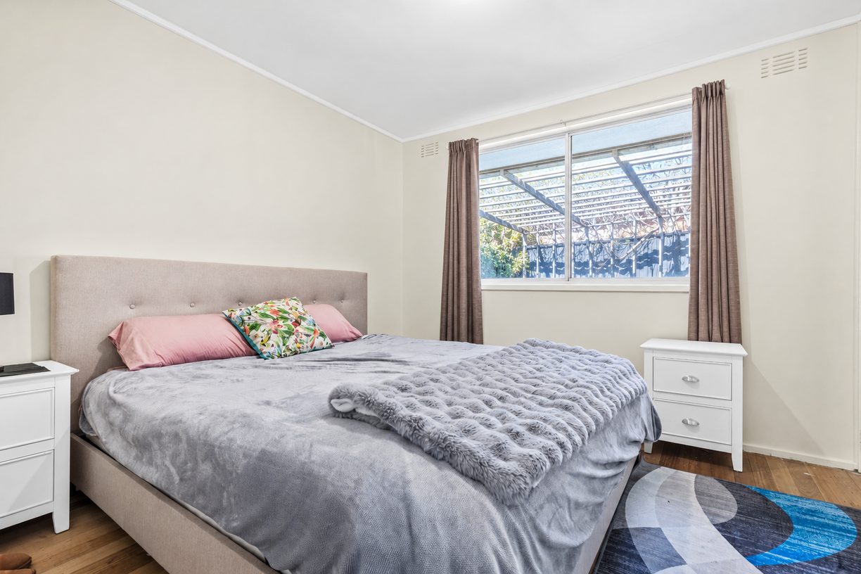 47 Inverloch Crescent — photo 7 of 11