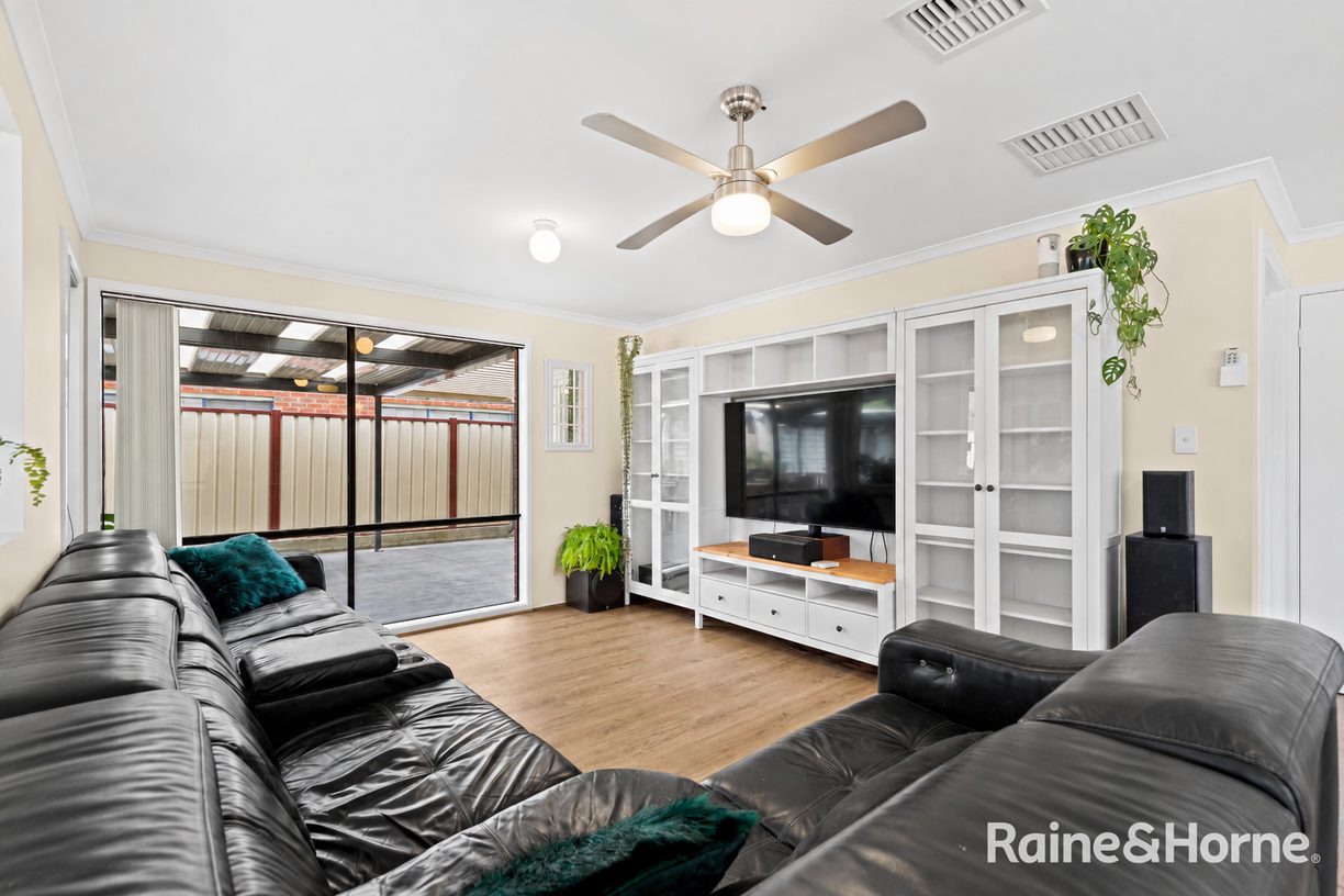 42 Lincolne Crescent — photo 6 of 23