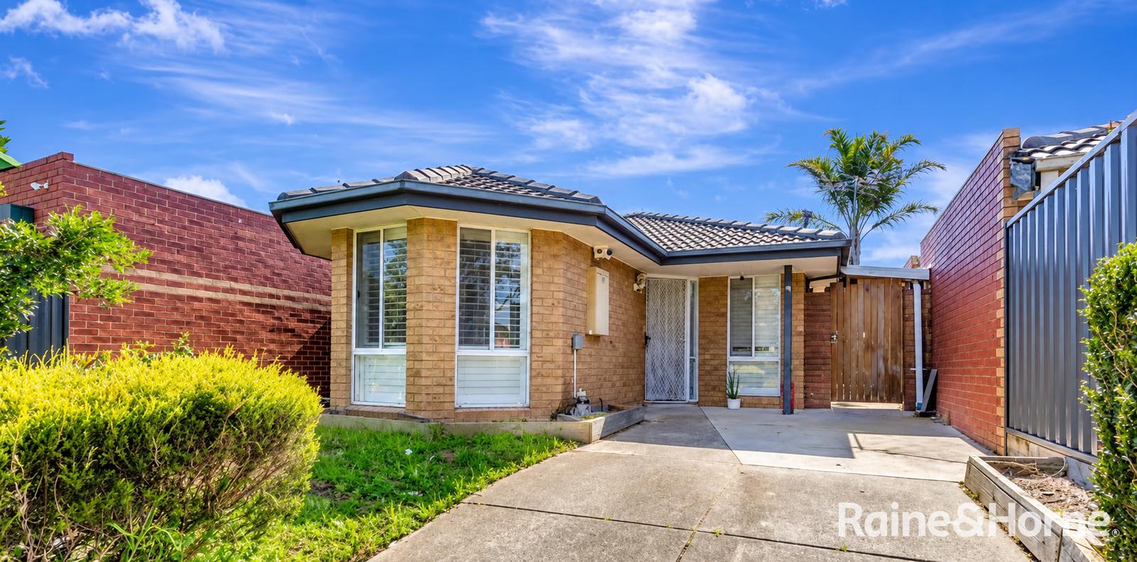 19 Rostron Way, Roxburgh Park VIC 3064