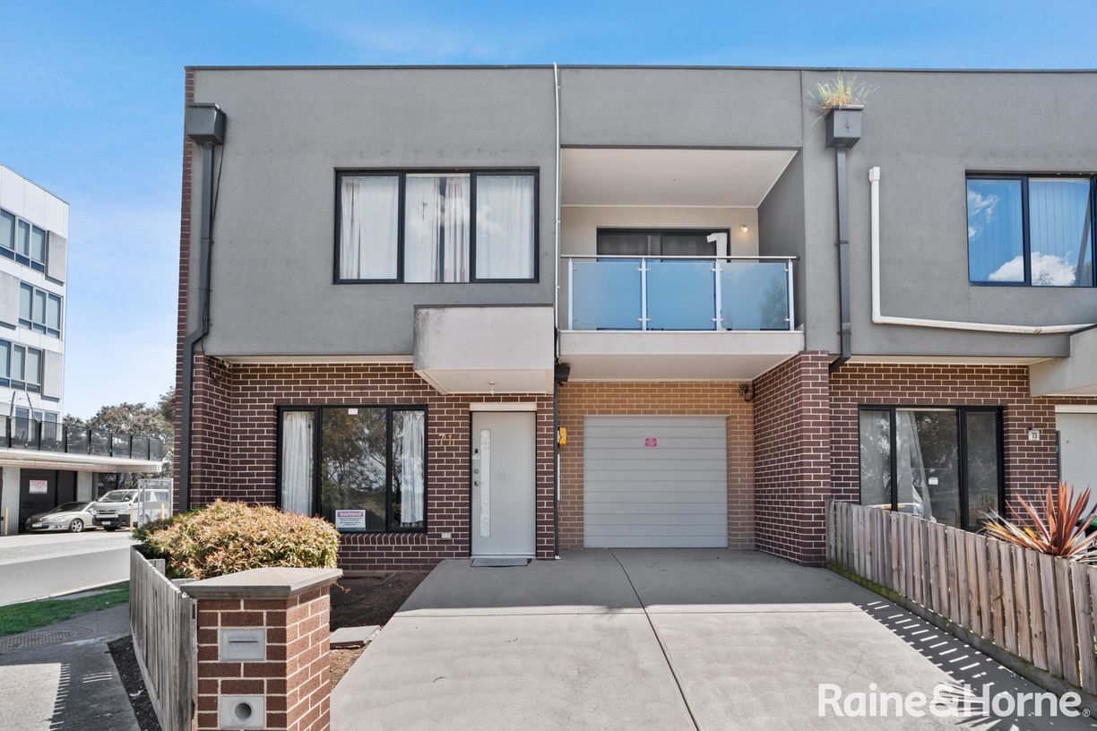 71 Sahi Crescent — photo from Raine & Horne Roxburgh Park