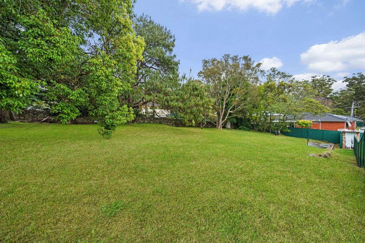 22 Foster Street — photo 3 of 6