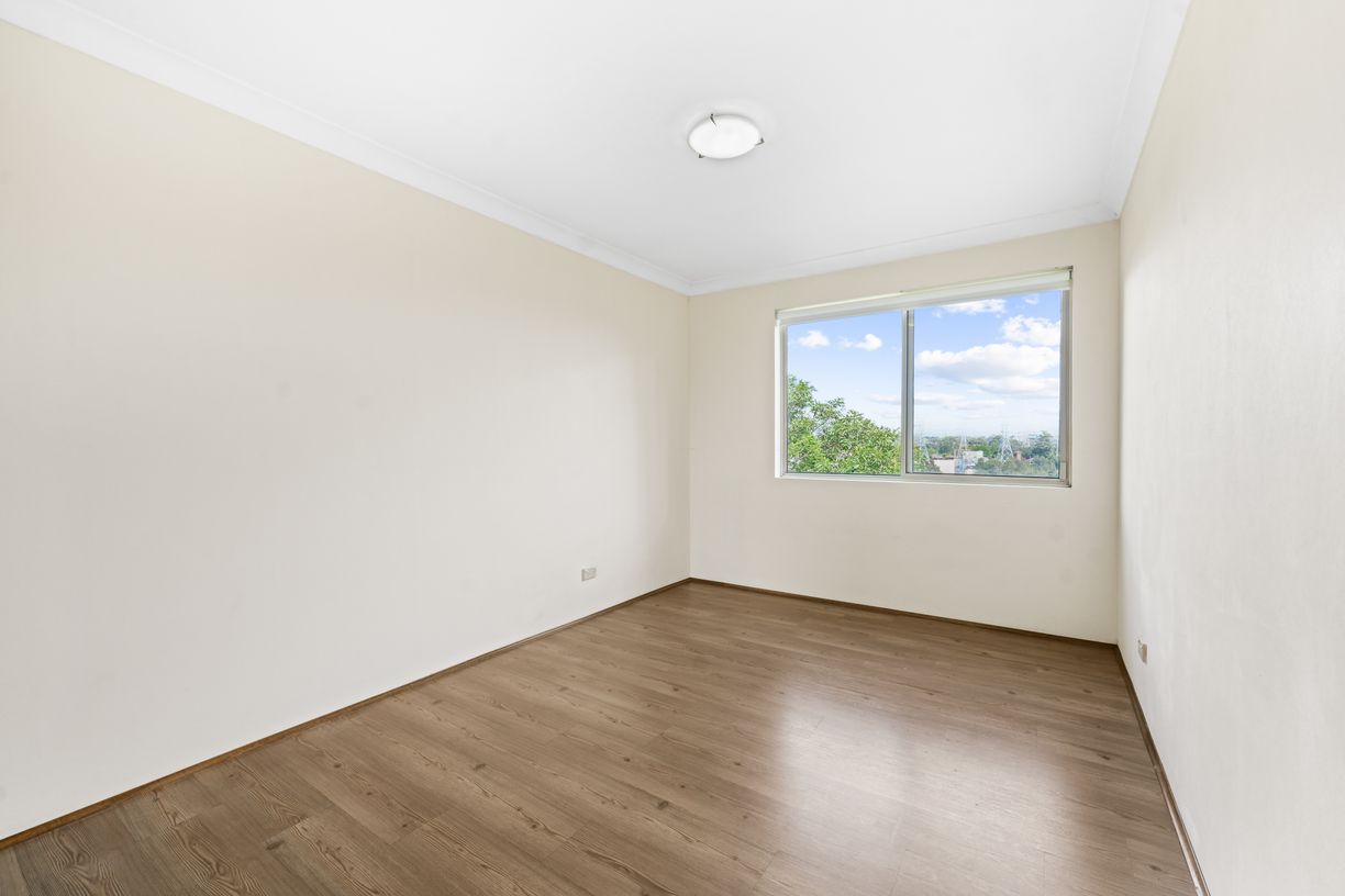 12i/19-21 George Street — photo 3 of 13