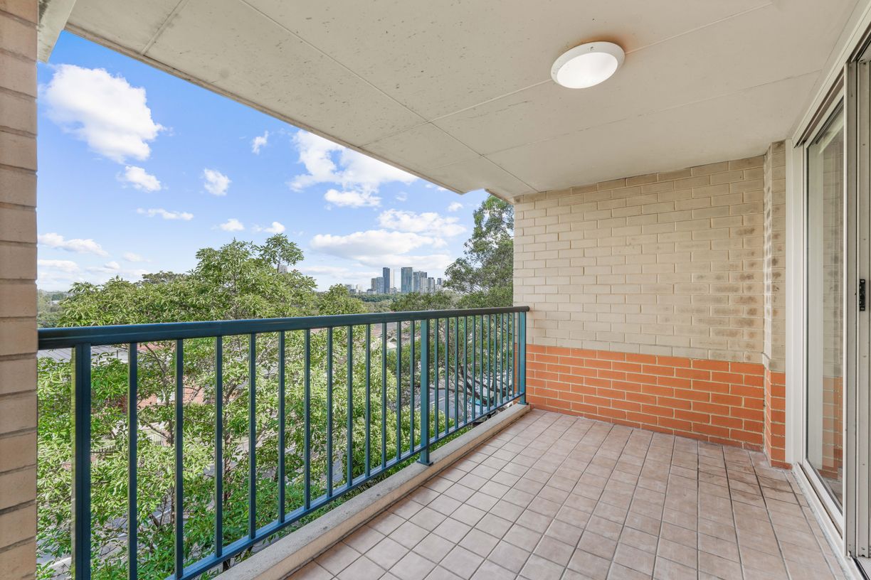 12i/19-21 George Street — photo 8 of 13