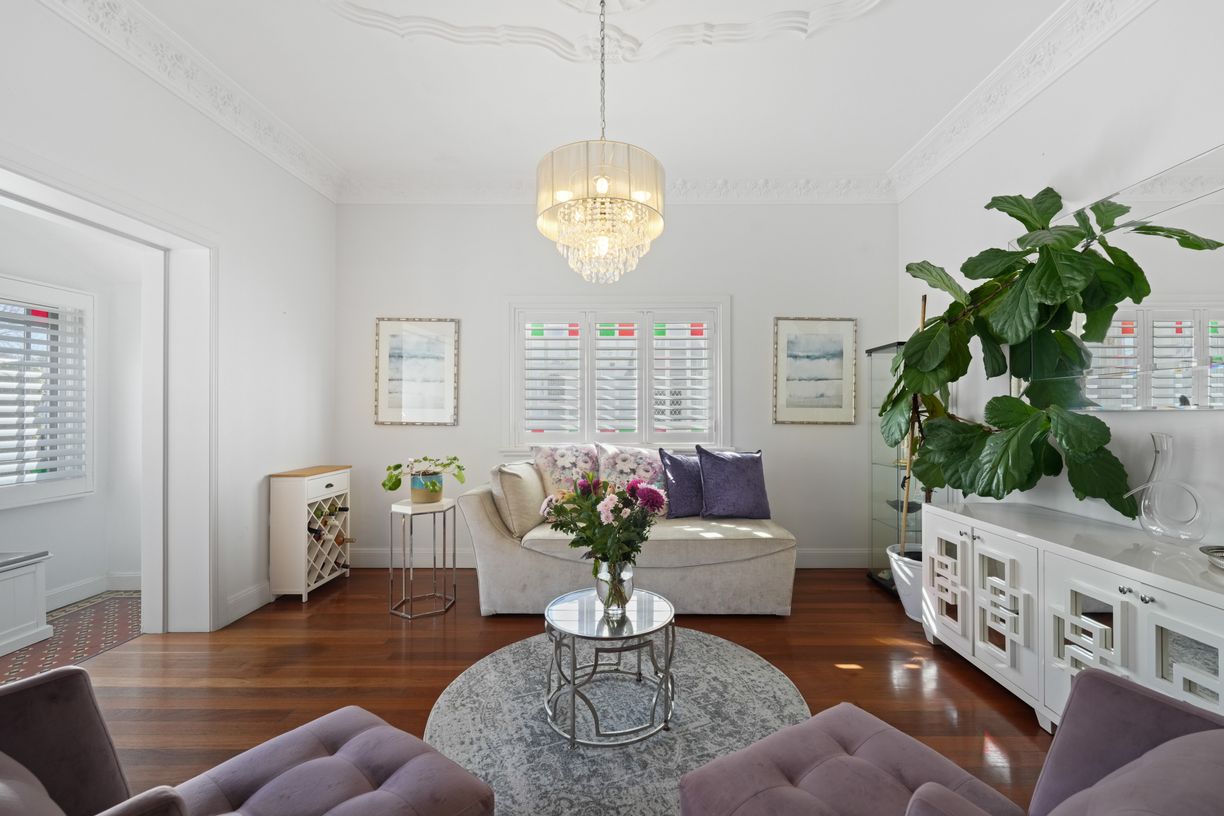 5 Gladstone Street — photo 3 of 24