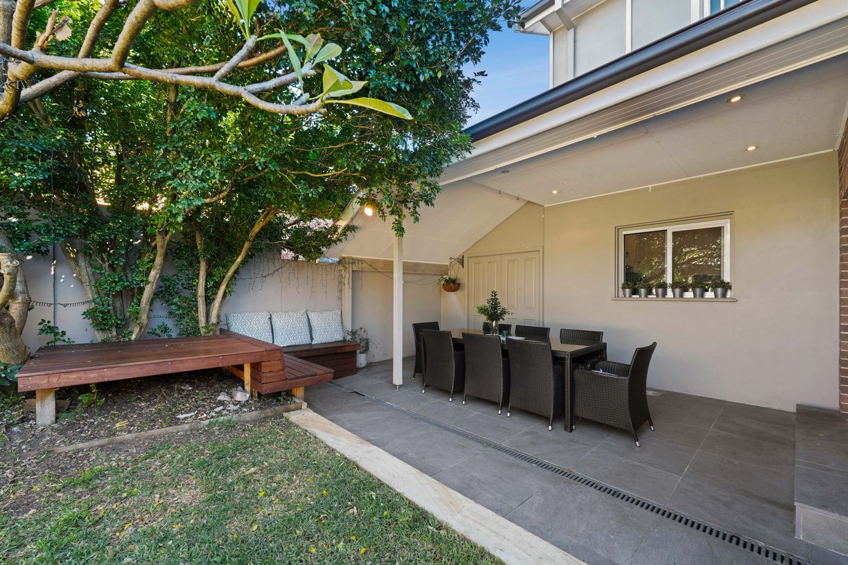 5 Gladstone Street — photo 12 of 24